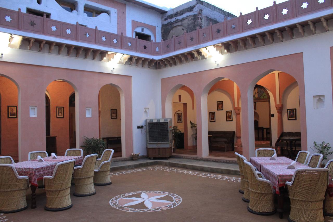 Hotel Ram Bihari Palace Alwar Esterno foto