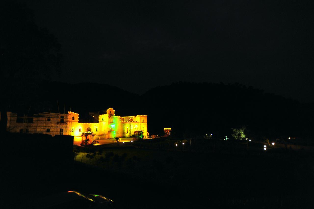 Hotel Ram Bihari Palace Alwar Esterno foto